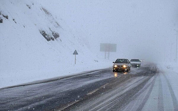 مه‌گرفتگی و کاهش دید در جاده‌های مواصلاتی همدان