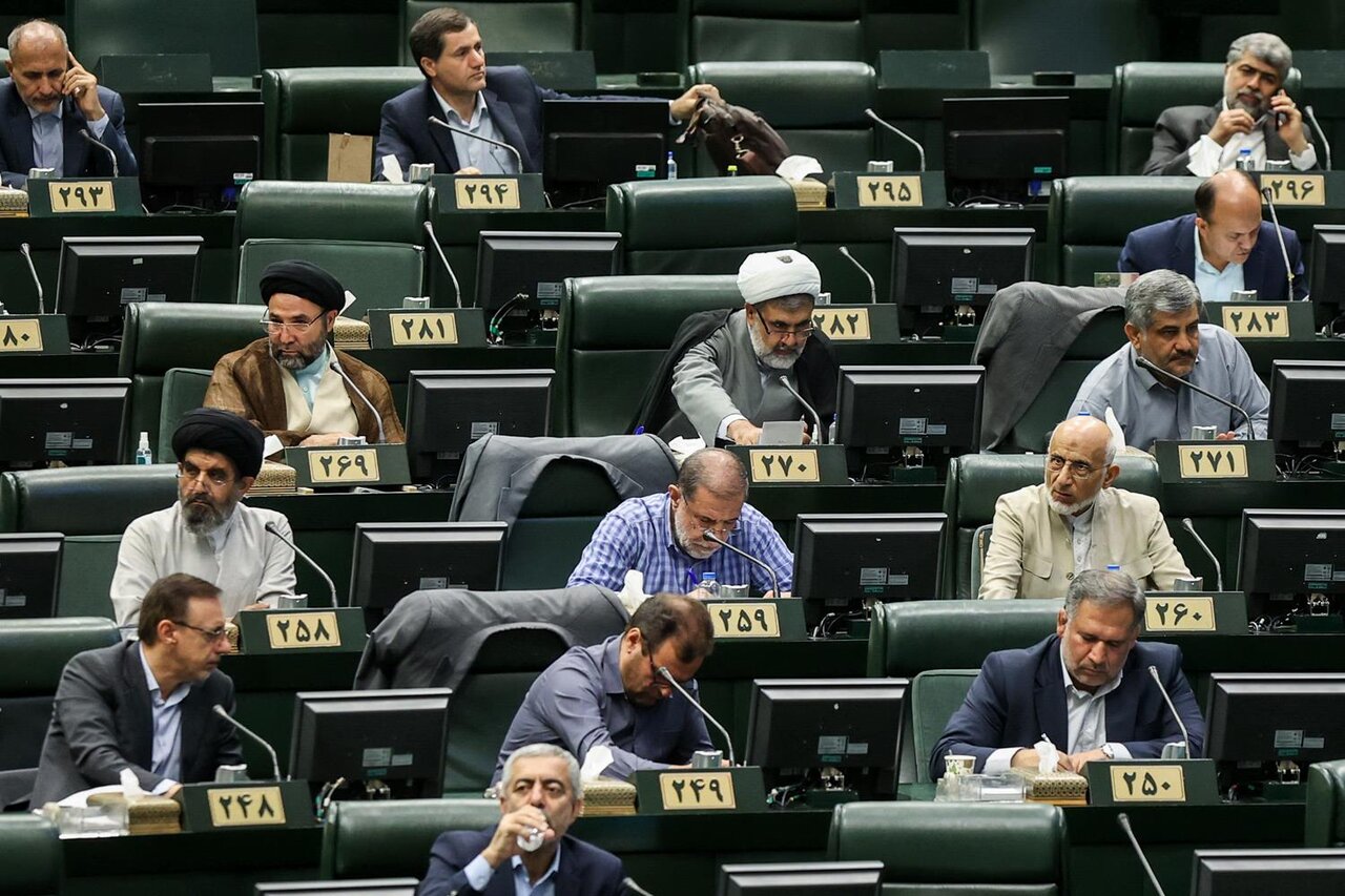 اصلاحیه طرح بیمه کارگران ساختمانی در مجلس بررسی می‌شود