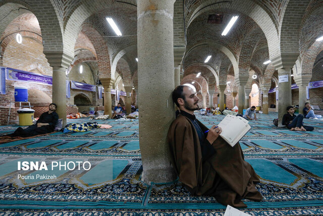 آماده سازی ۱۱۰ مسجد در آذربایجان شرقی برای برگزاری مراسم معنوی اعتکاف