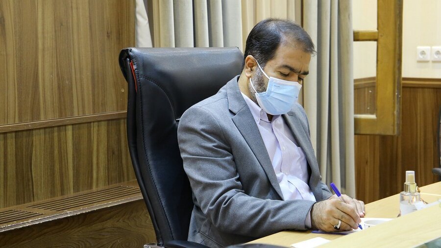 صفوف بههم پیوسته راهپیمایان اربعین، نشان از همگرایی میان جوانان و دیگر اقشار است