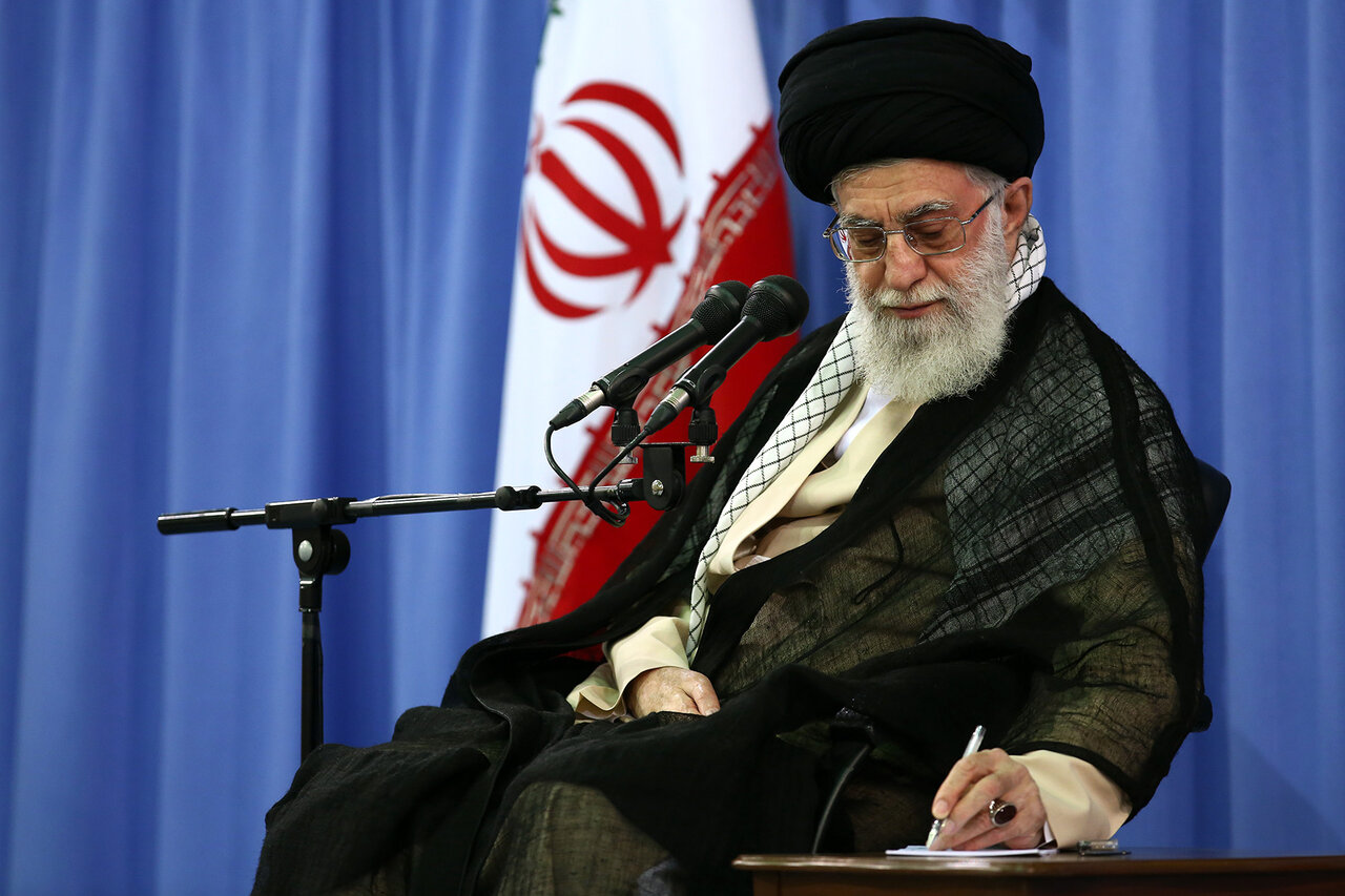 پیام رهبر انقلاب درپی درگذشت سیدعلی‌اصغر رخ‌صفت