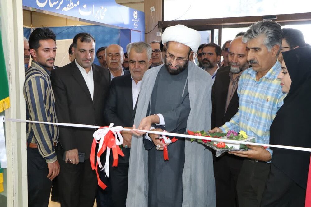 افتتاح نمایشگاه تخصصی کشاورزی در خرمآباد