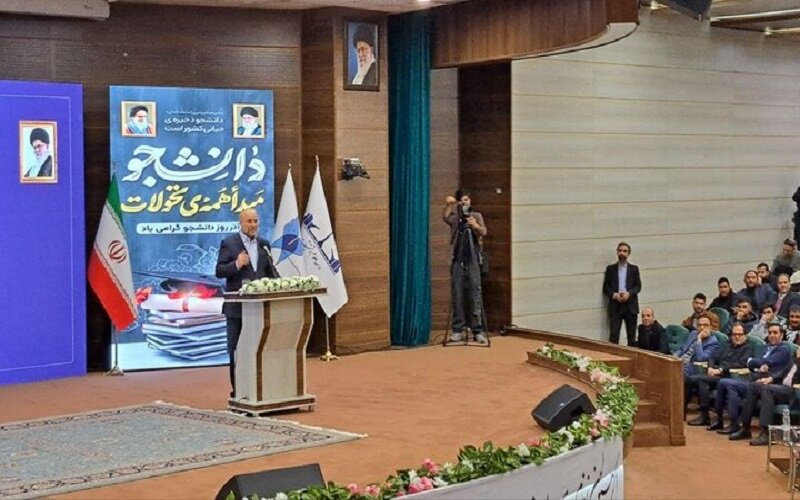 شفافیت با مصوبه مجلس اجرایی میشود/ در این طرح رفتار سیاسی نداشتیم