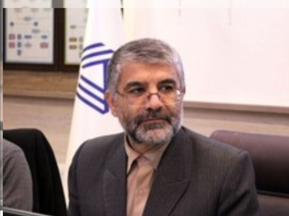 استفاده از عناوین علمی غیرواقعی همچون “دکتر و مهندس” جرم است