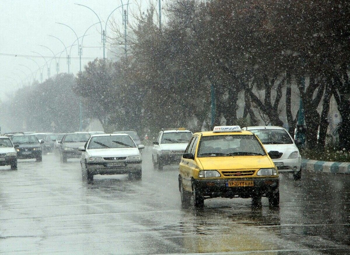 وضعیت راههای کشور/ بارش برف، باران و مهگرفتگی جادهها