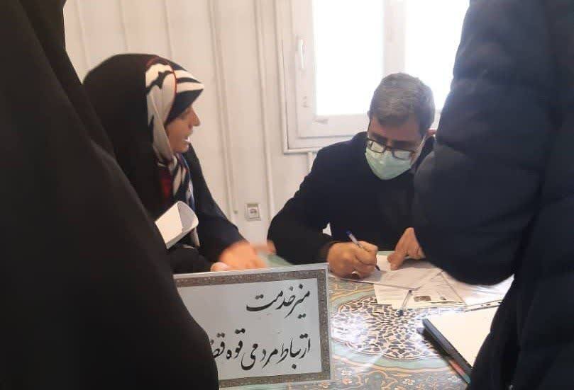 میز خدمت برای تهرانی ها در مصلای امام خمینی(ره)