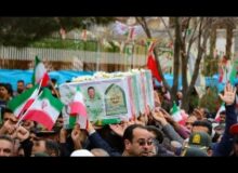 تشییع پیکر مطهر شهید محمدی در راهپیمایی یوم الله ۲۲ بهمن کرمان