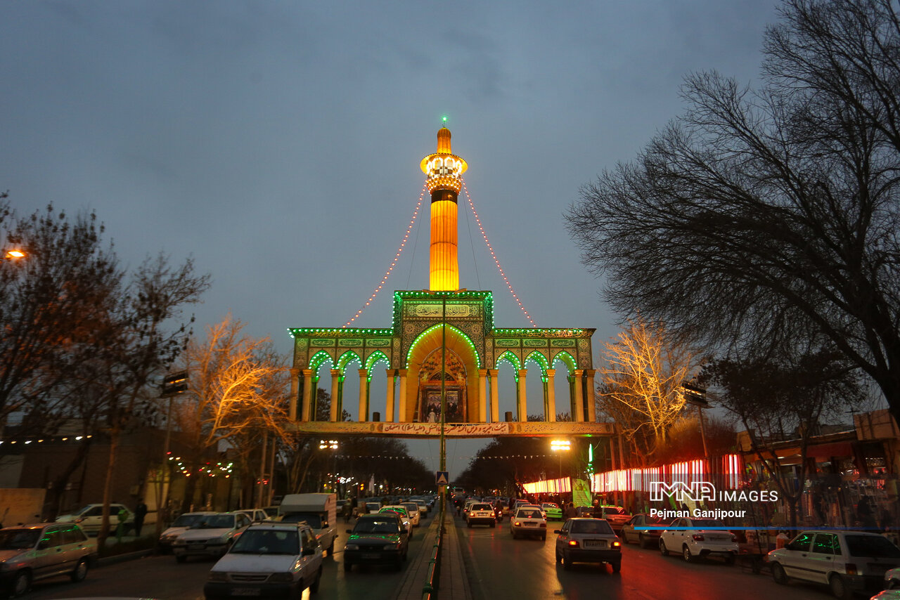 نصف جهان در سرور میلاد مهدی موعود(عج)