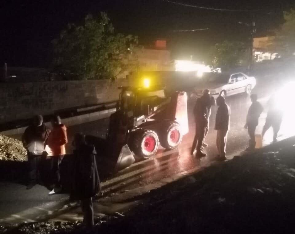 بازگشایی و رفع انسداد محورهای روستایی بخش کن تهران