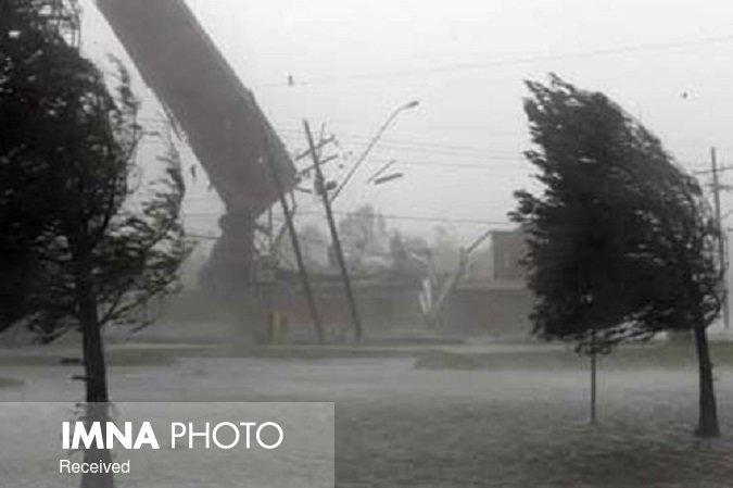 طوفان شدید در تهران ۱۴۰ حادثه آفرید