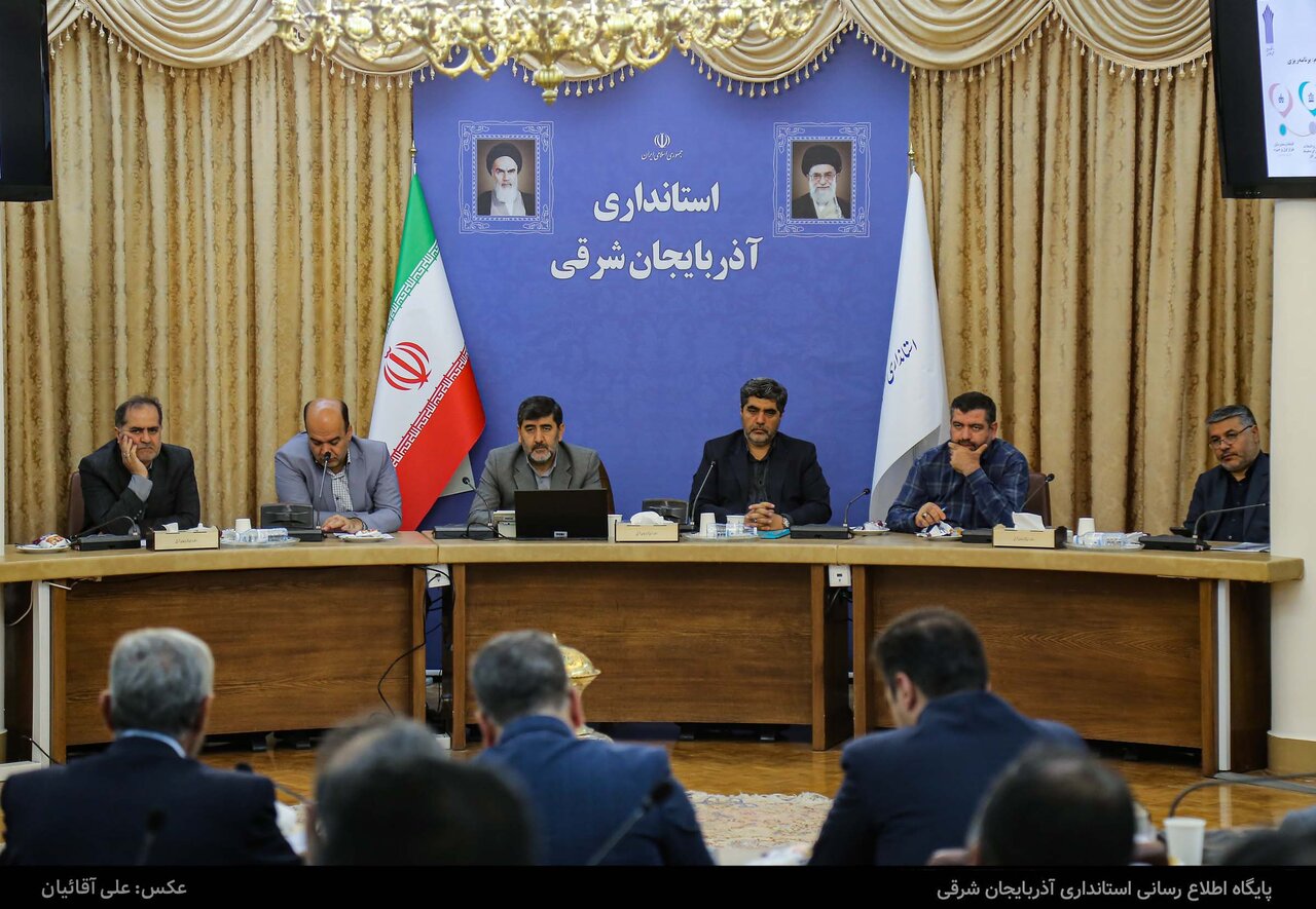 ایجاد فرصتهای شغلی فارغ التحصیلان مهمترین وظیفه کارگروه اشتغال است