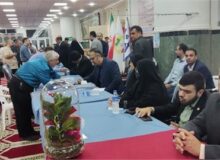 برگزاری میز خدمت در نماز سیاسی عبادی جمعه شهرستان شهریار