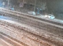 تردد در جاده‌های همدان تنها با زنجیر چرخ امکان پذیر است