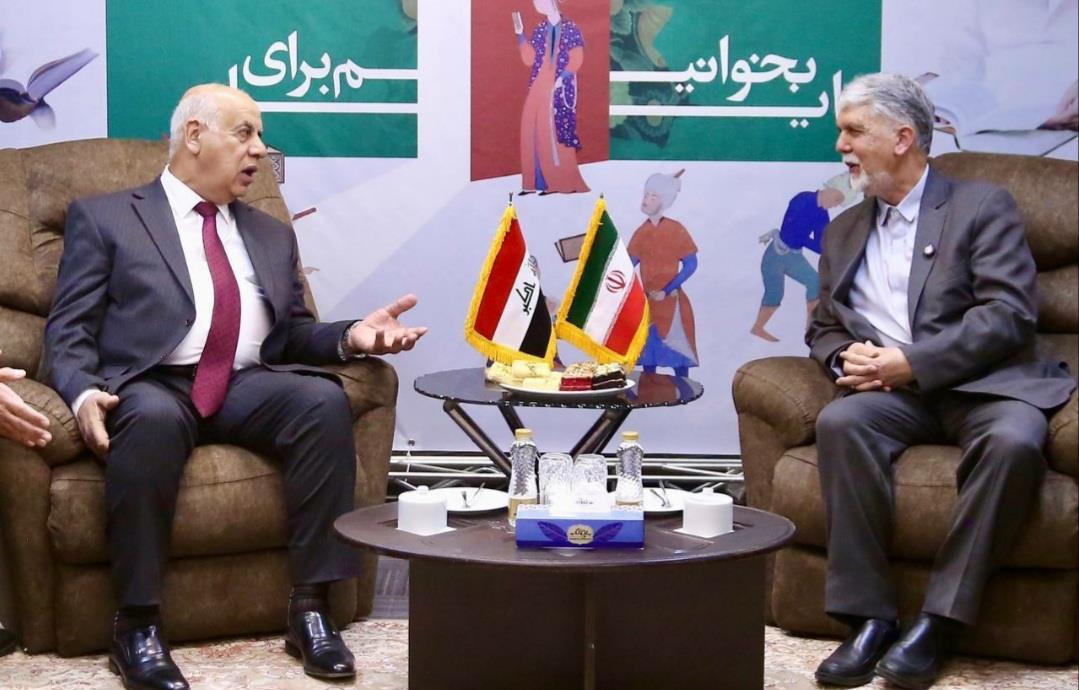 پیشنهاد صالحی برای تشکیل کارگروه مشترک میان وزارت فرهنگ ایران و عراق / صالحی: مباحث حوزه فناورانه یکی از دغدغههای ما در حوزه کتاب محسوب میشود