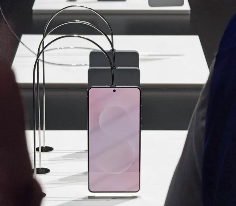 سامسونگ گوشی فوقباریک Galaxy S۲۵ Edge را معرفی میکند