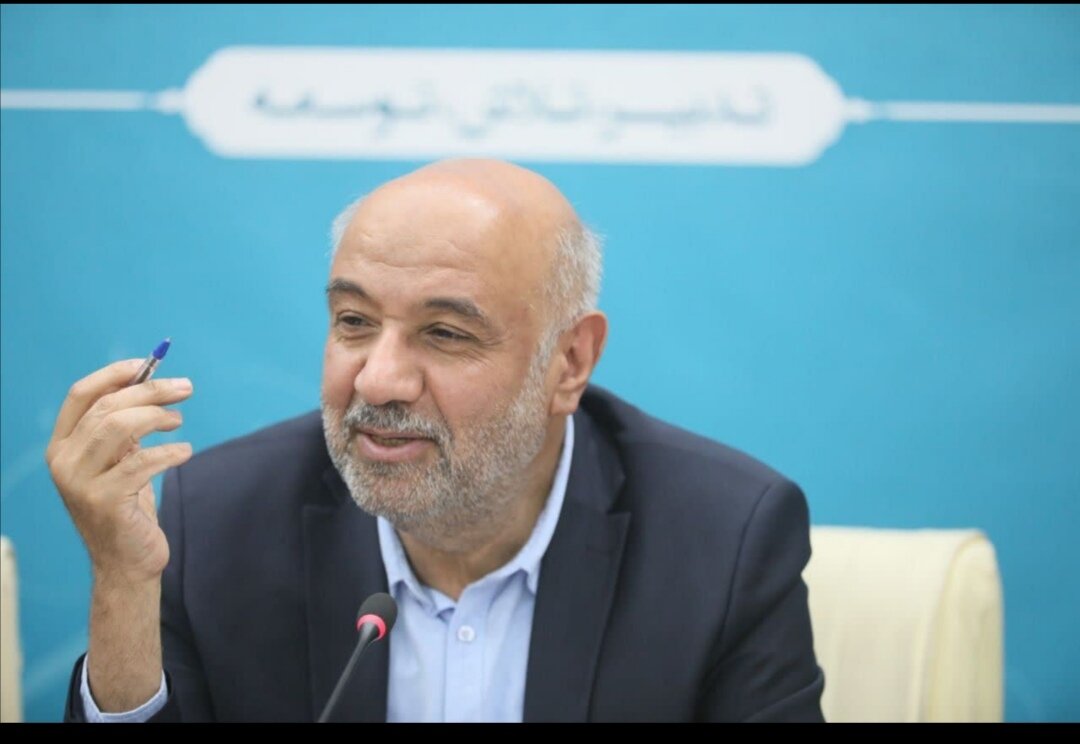 خبر خوش وزیر کار ؛ افزایش حقوق کارگران و کارمندان بزودی اجرا میشود