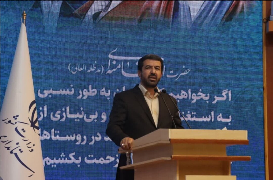شوراها، ارزشمندترین جلوههای دموکراسی و حاکمیت مردم بر مردم به شمار میآیند