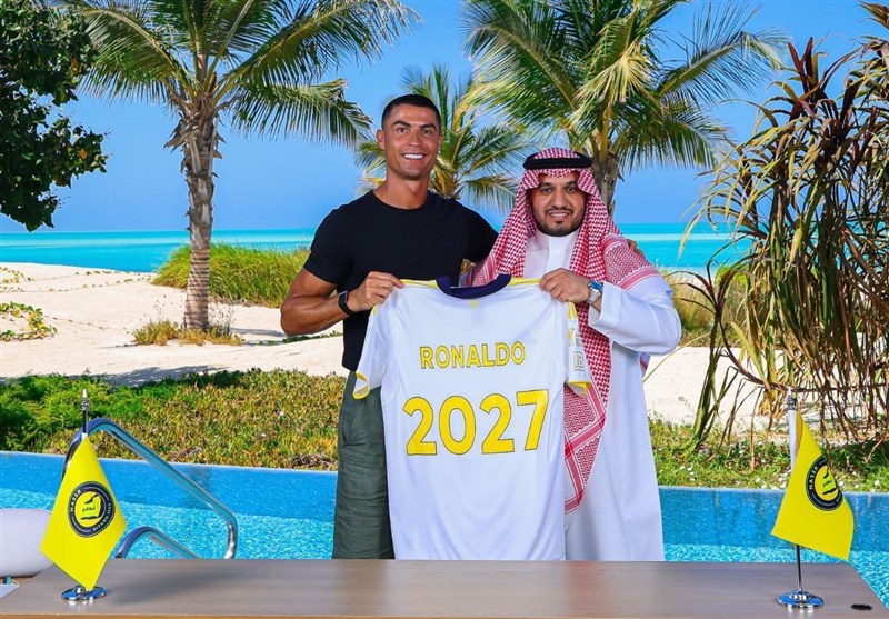 رونالدو با النصر تمدید کرد + عکس
