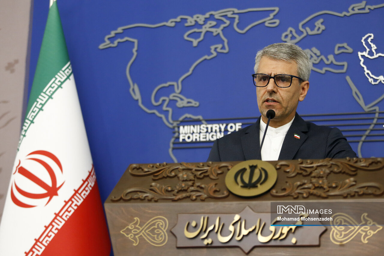 زبان فارسی نقشی بیهمتا در گفتوگوهای دیپلماتیک دارد