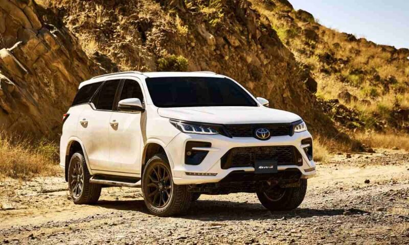 خودروی تویوتا فورچونر ۲۰۲۵ چه مشخصاتی دارد؟