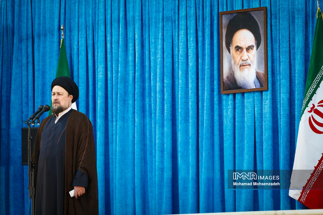 دشمنان با تحریف شخصیت امام سعی در دور کردن نسل جدید از آرمان‌های انقلاب دارند
