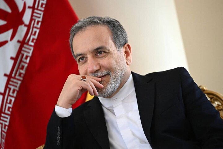 از حضور رهبر انقلاب در مراسم عزاداری شب عاشورا تا پرچم برافراشته حسینی در آمریکا