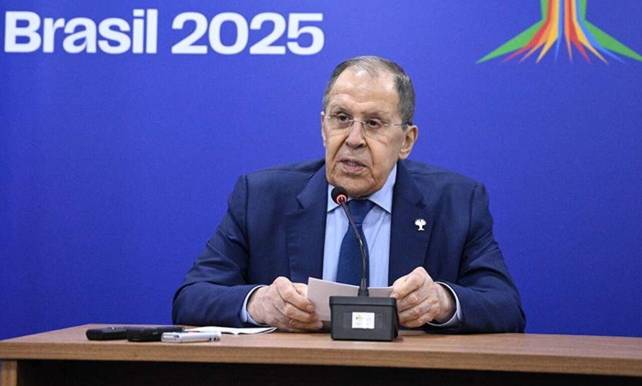 لاوروف: مسکو آماده تأمین اورانیوم غنیشده برای برنامه صلحآمیز ایران است