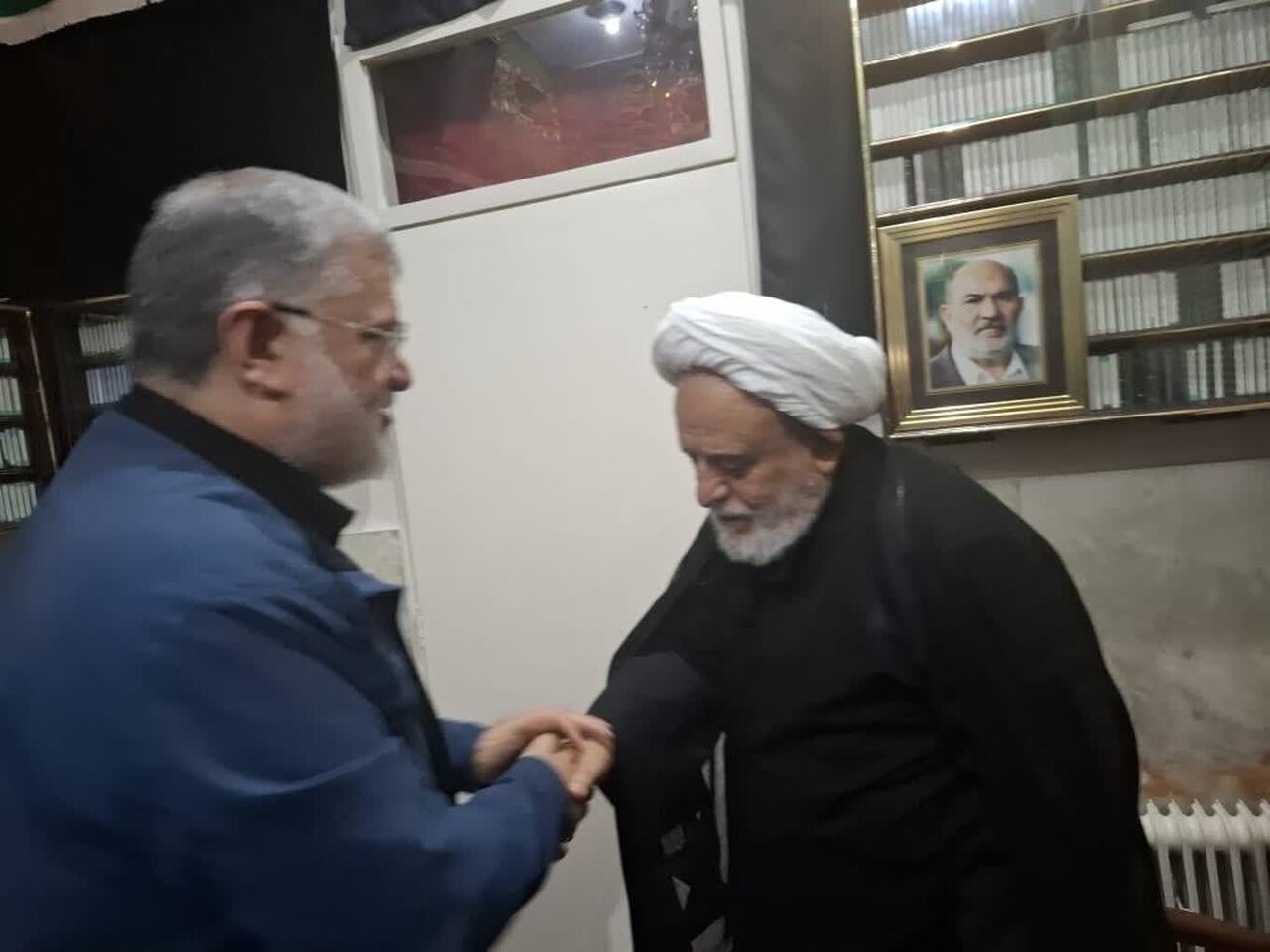 وزارت کشور – 📸حضور استاندار تهران در مراسم شب سوم محرم و دیدار با شیخ حسین انصاریان