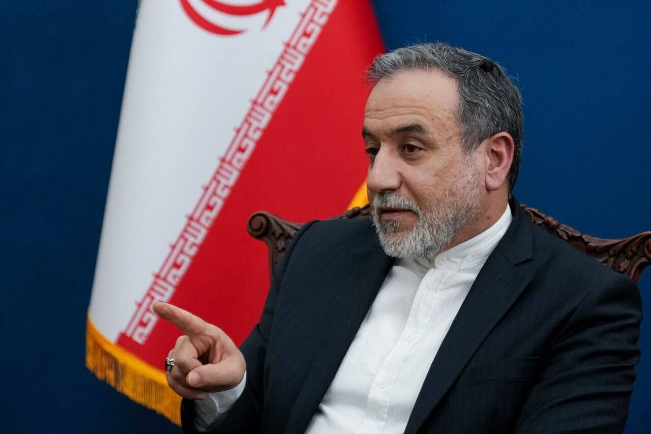 عراقچی: تصور نمی‌کنم جنگ قریب‌الوقوع باشد