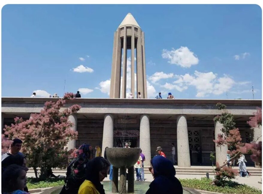 بزرگداشت روز همدان و حکیم هزارهها