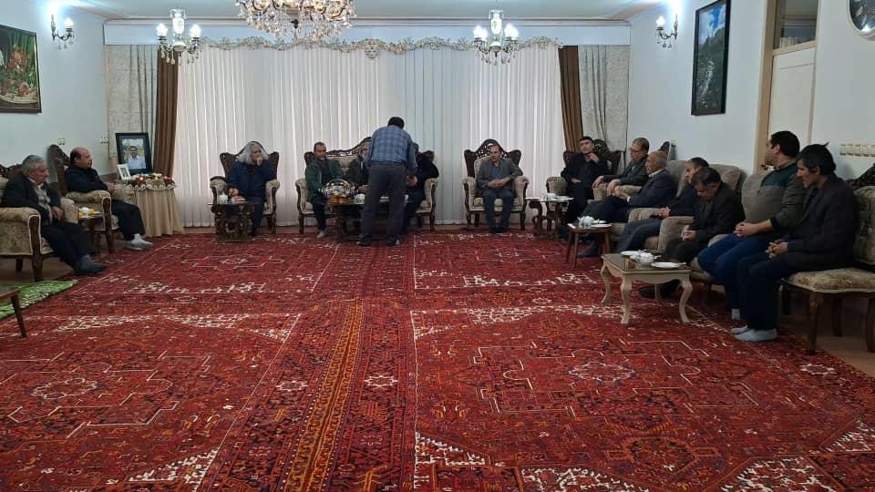 دیدار با خانواده هنرمند فقید استاد آذررخش