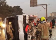 واژگونی مینی‌بوس در تهران ۶ مصدوم برجای گذاشت