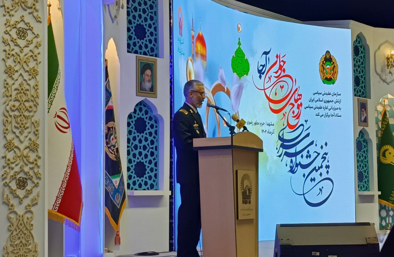 امیر دریادار سیاری: هدف دشمن تضعیف ارزشها از جمله ازدواج است