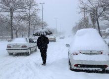 بارش برف همچنان در همدان ادامه دارد