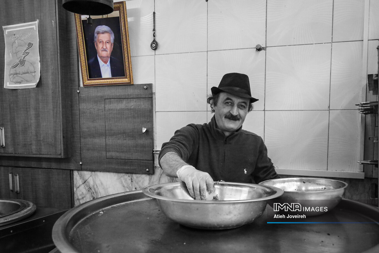 کسب روزی زیر سایه پدر