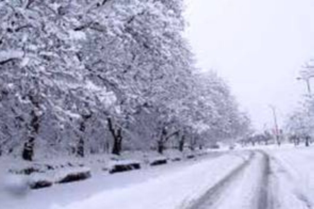 دمای هوا در همدان تا ۱۲ درجه زیر صفر کاهش مییابد