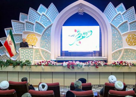 📸حضور استاندار آذربایجان شرقی در مراسم گرامیداشت آغاز دهه فجر