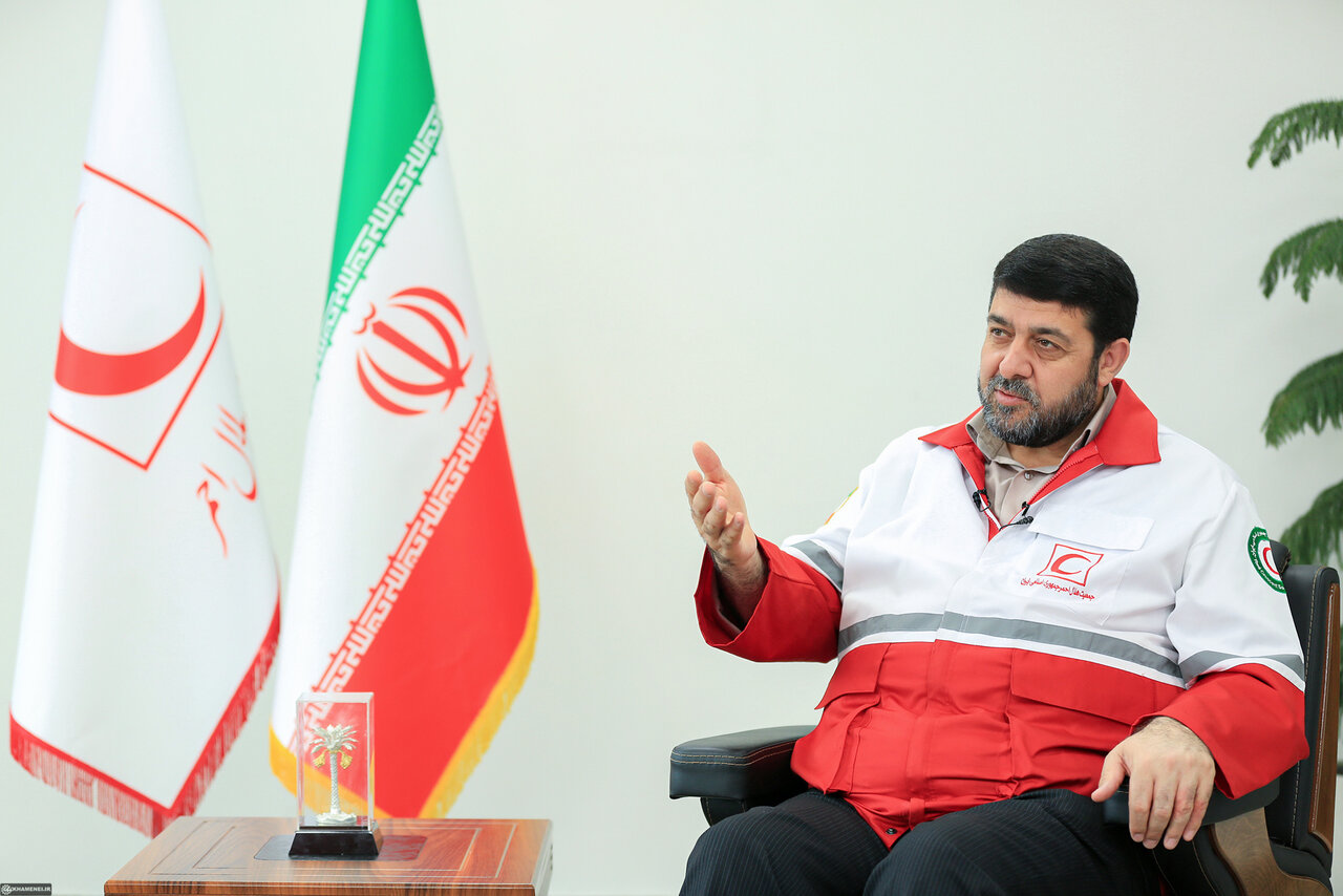کولیوند: مناطق مسکونی هدف قرار گرفته است/ شهادت ۱۰۸ دانشآموز در میناب