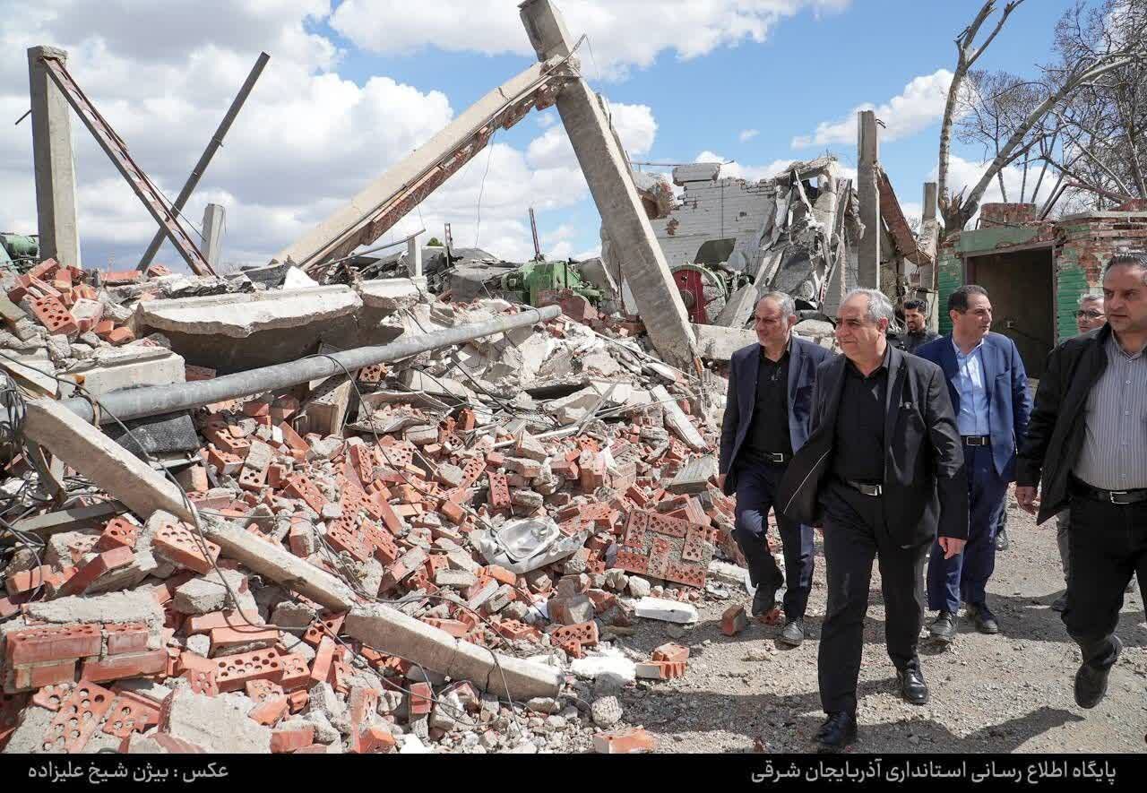 📸 بازدید استاندار آذربایجان شرقی از محل حملات دشمن در بلبرینگ‌سازی 