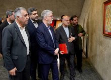 آغاز سفر وزیر فرهنگ به بندرعباس از میدان آزادی و بازدید از پرفورمنس کودکان میناب