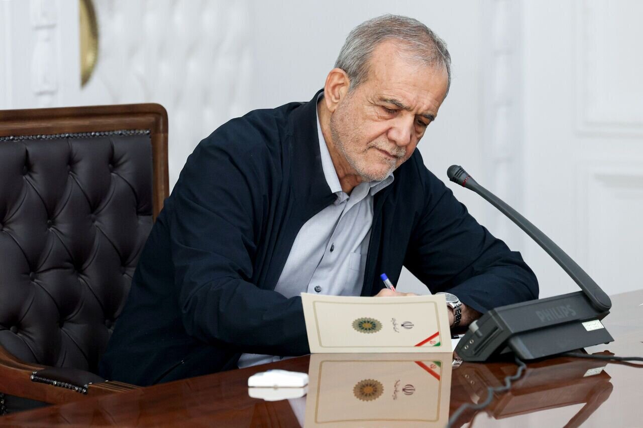 دستور رئیس جمهور برای جمعکردن شرکتهای پیمانکاری
