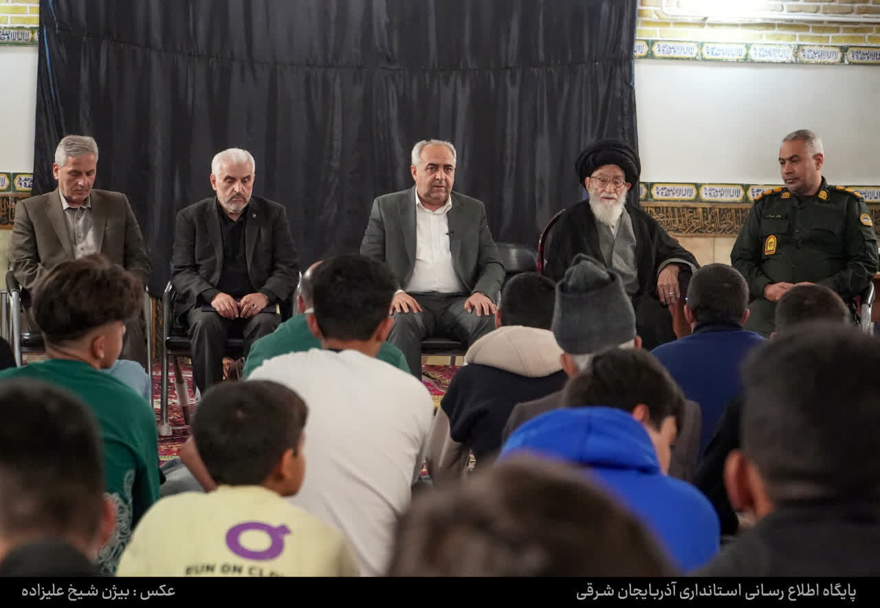 شهید آیت‌الله آل‌هاشم برای مردم استان نقش پدری داشت