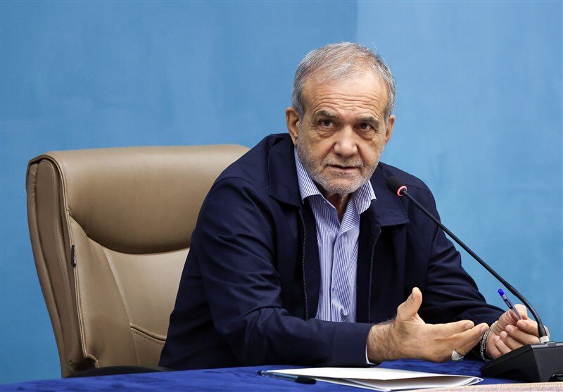 پزشکیان: امروز به برکت خون رهبر شهید، ملت ایران منسجمتر و یکپارچهتر شده است