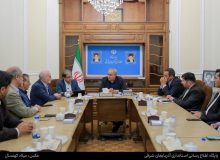 ارکان دولت و شخص رئیس جمهور برای رفع مشکلات اعضای هیئت علمی تلاش می‌کنند