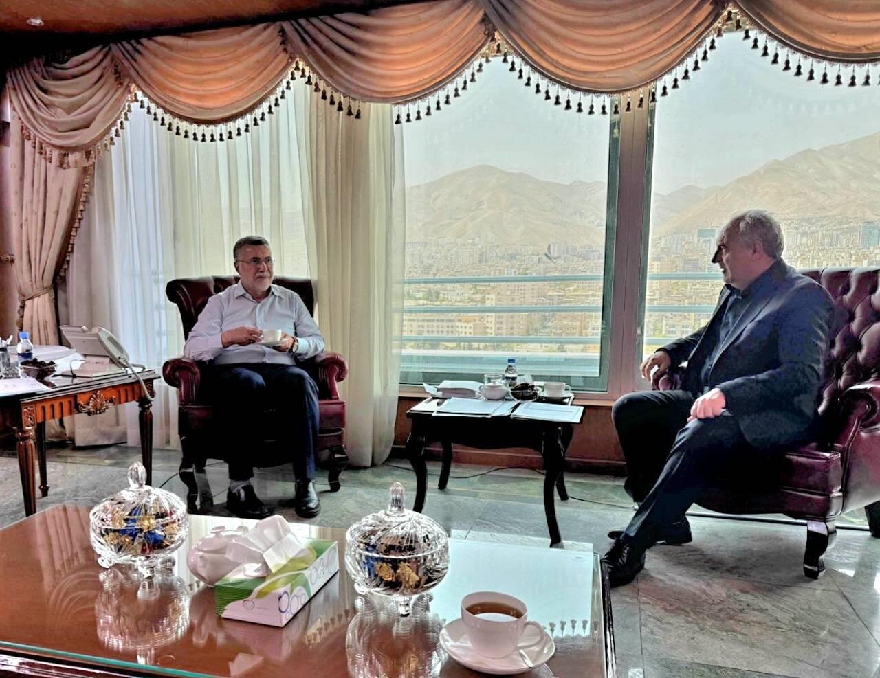 از تجهیز بیمارستان سرطانی تا تامین مالی بیمارستان ۱۵۰۰ تختخوابی تبریز