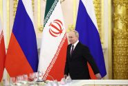 تمجید پوتین از «ناوگان پشهای» ایران؛ راز قدرت قایقهای تندروی سپاه چیست؟