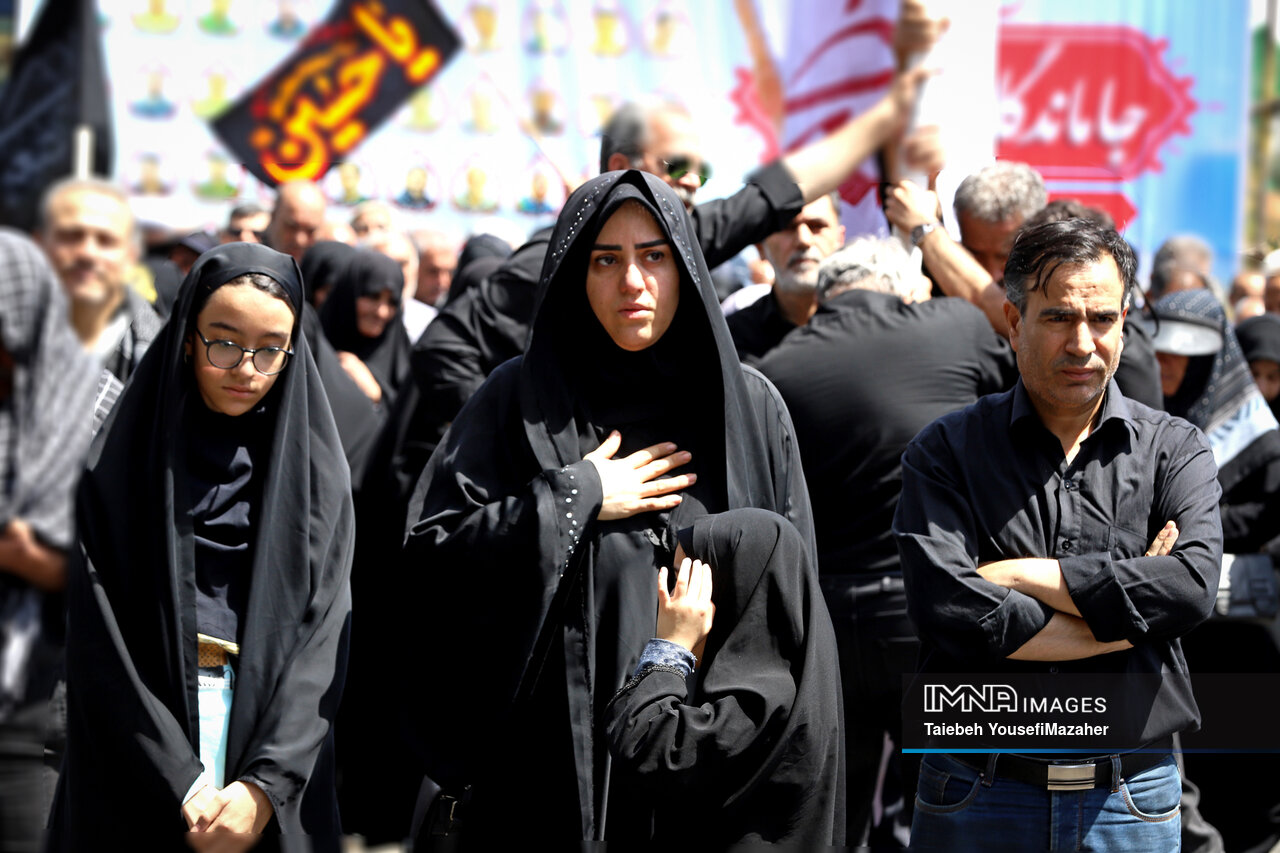 مراسم جاماندگان اربعین با شعار «باید برخاست» برگزار میشود