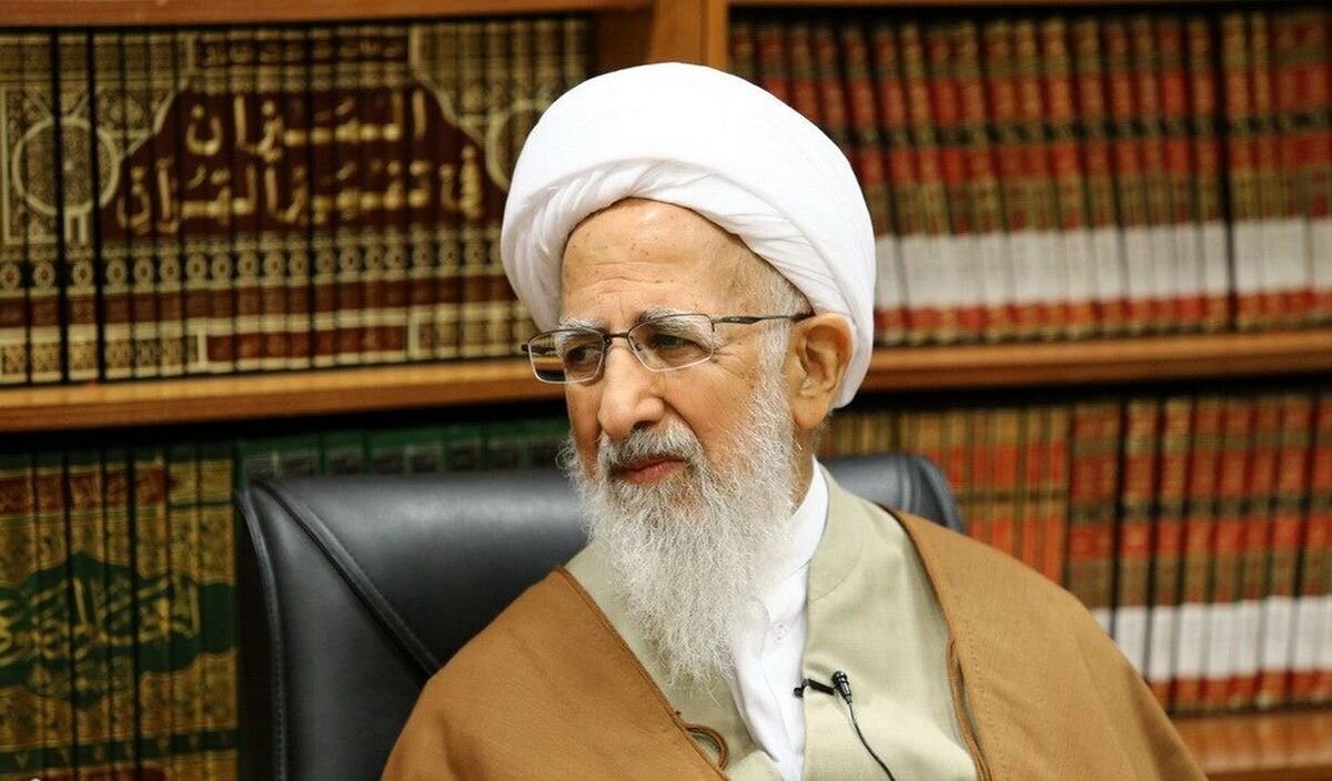 آیتالله جوادی آملی: حضور مردم در میدان از جلوههای نصرت الهی است