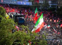 بدرقه حماسی رهبر شهید انقلاب در مشهد