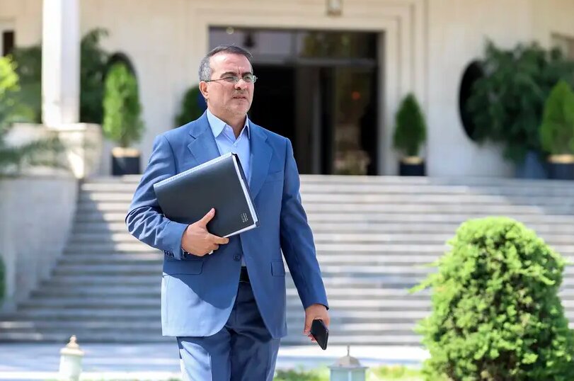 تبدیل وضعیت نیروهای شرکتی بدون اصلاح قوانین امکانپذیر نیست